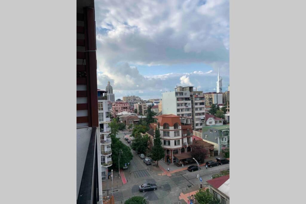 Geverse Apartment Batumi Exterior foto